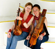 lydia & Andrea, Scandinavian fiddle duo